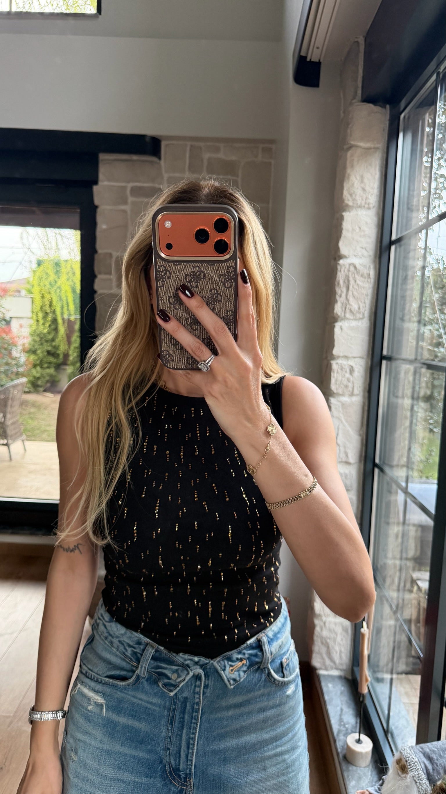 Akıtma Taş Detaylı Atlet Siyah