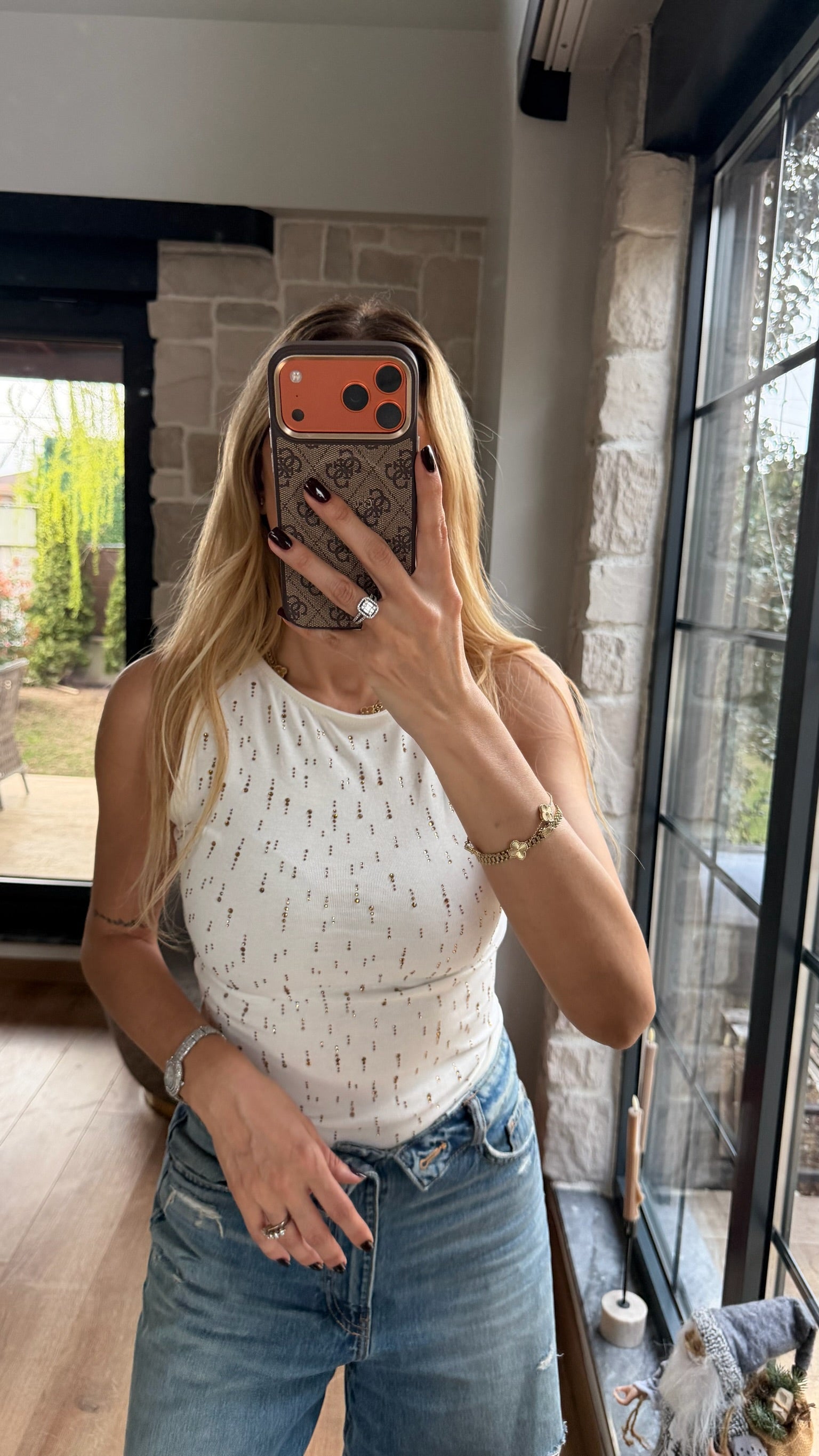 Akıtma Taş Detaylı Atlet Beyaz