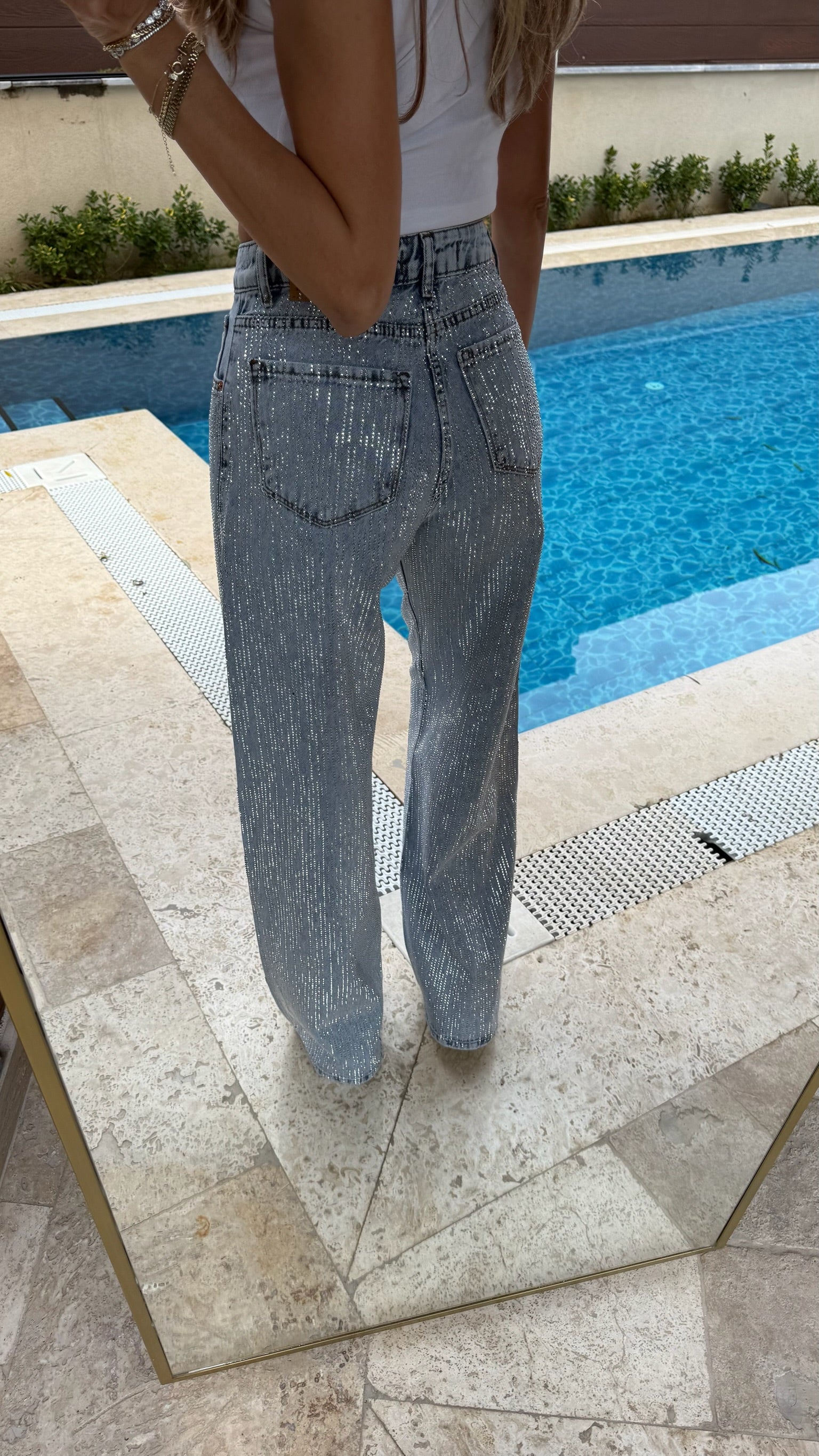 Full Taş Detaylı Jean