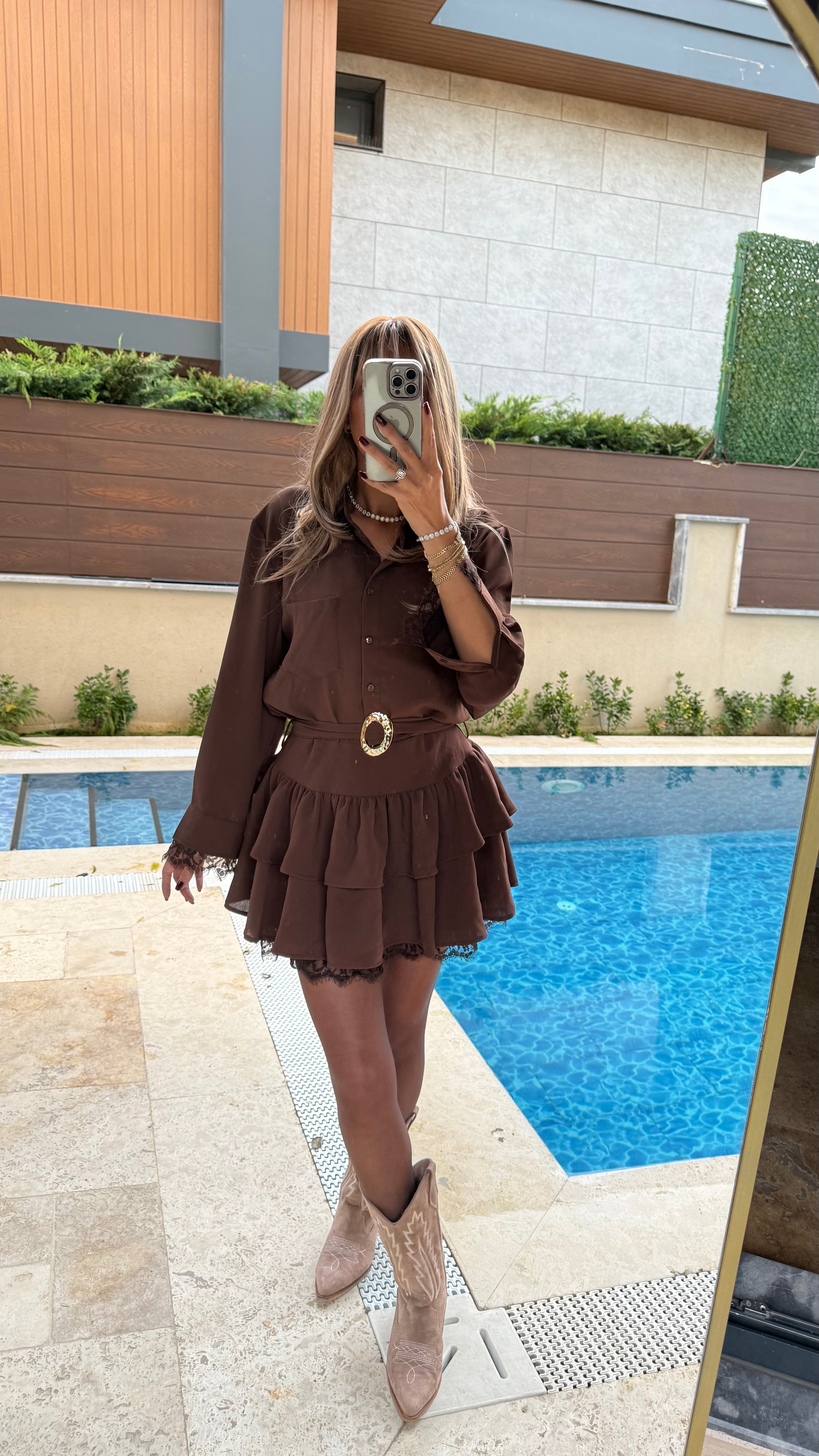 Acı Kahve Dantel Detaylı Elbise