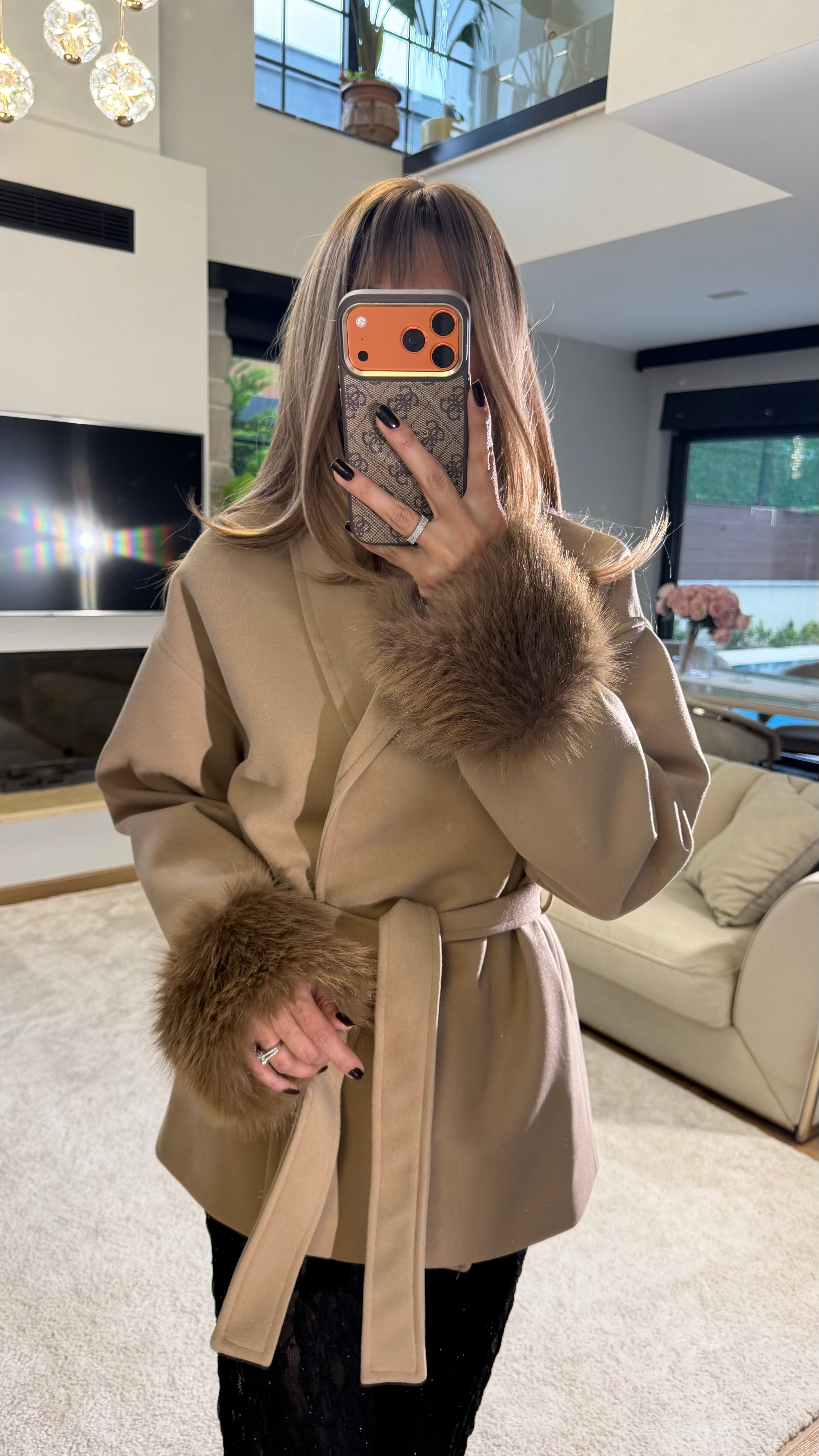 Kolu Kürklü Kaşe Kaban Bej