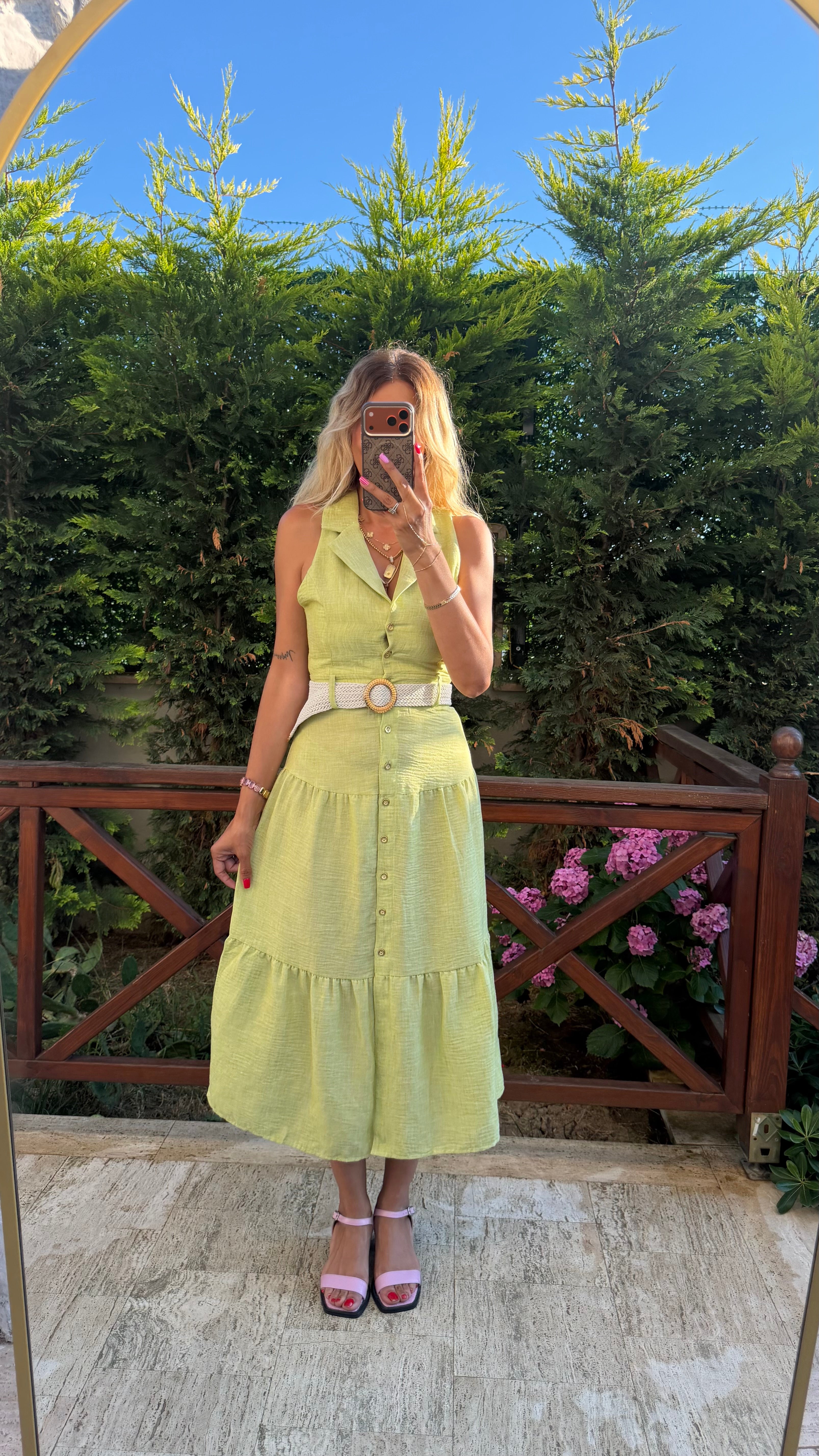 Yeşil Kemer Detaylı Keten Midi Elbise