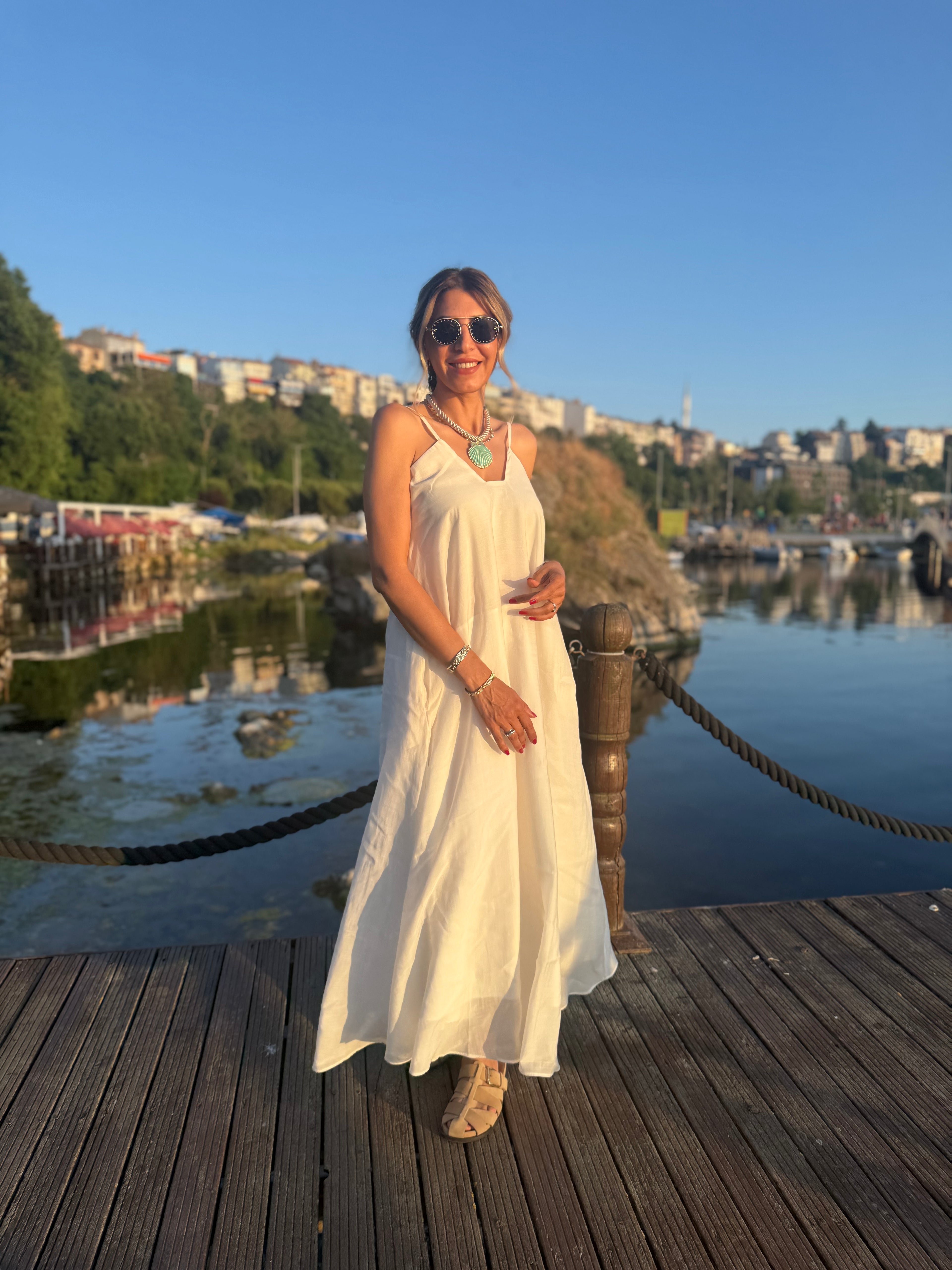 Ocean Whisper Askılı Salaş Yazlık Uzun Elbise Krem