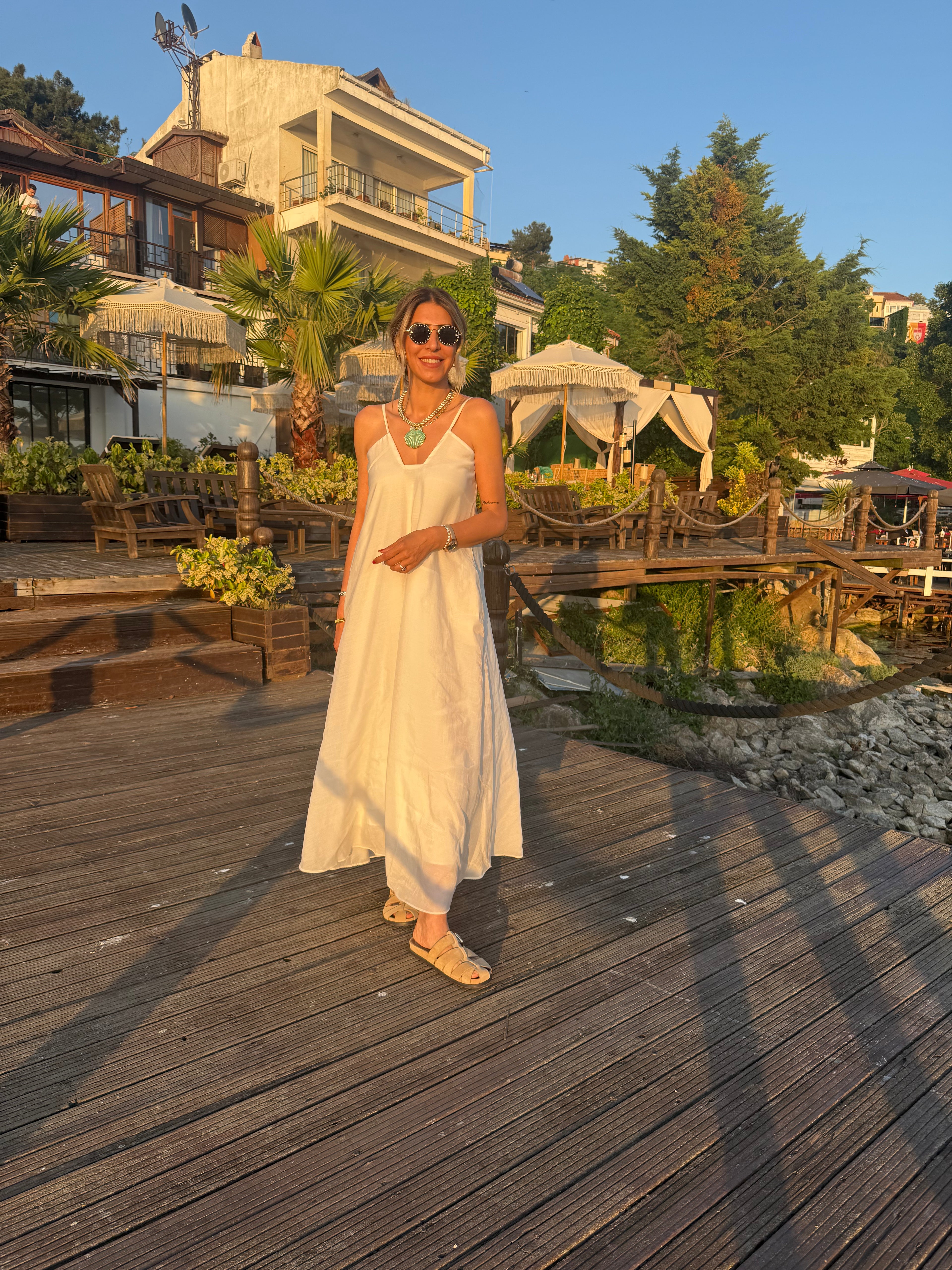 Ocean Whisper Askılı Salaş Yazlık Uzun Elbise Krem