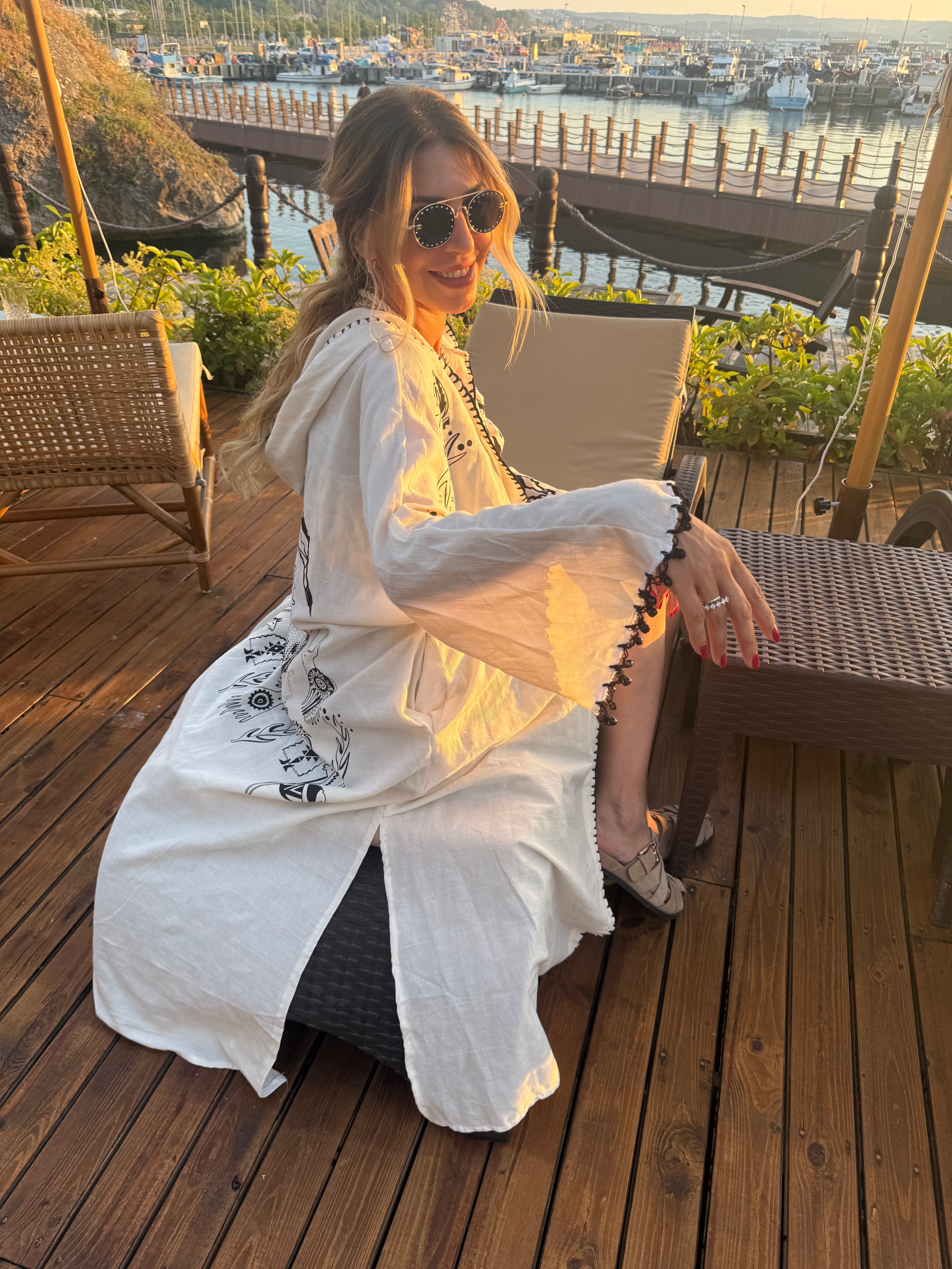 Mystic Sands Etnik Desenli Beyaz Kimono