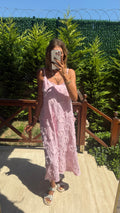 Sun Petals Askılı Dokulu Yazlık Midi Elbise Pembe