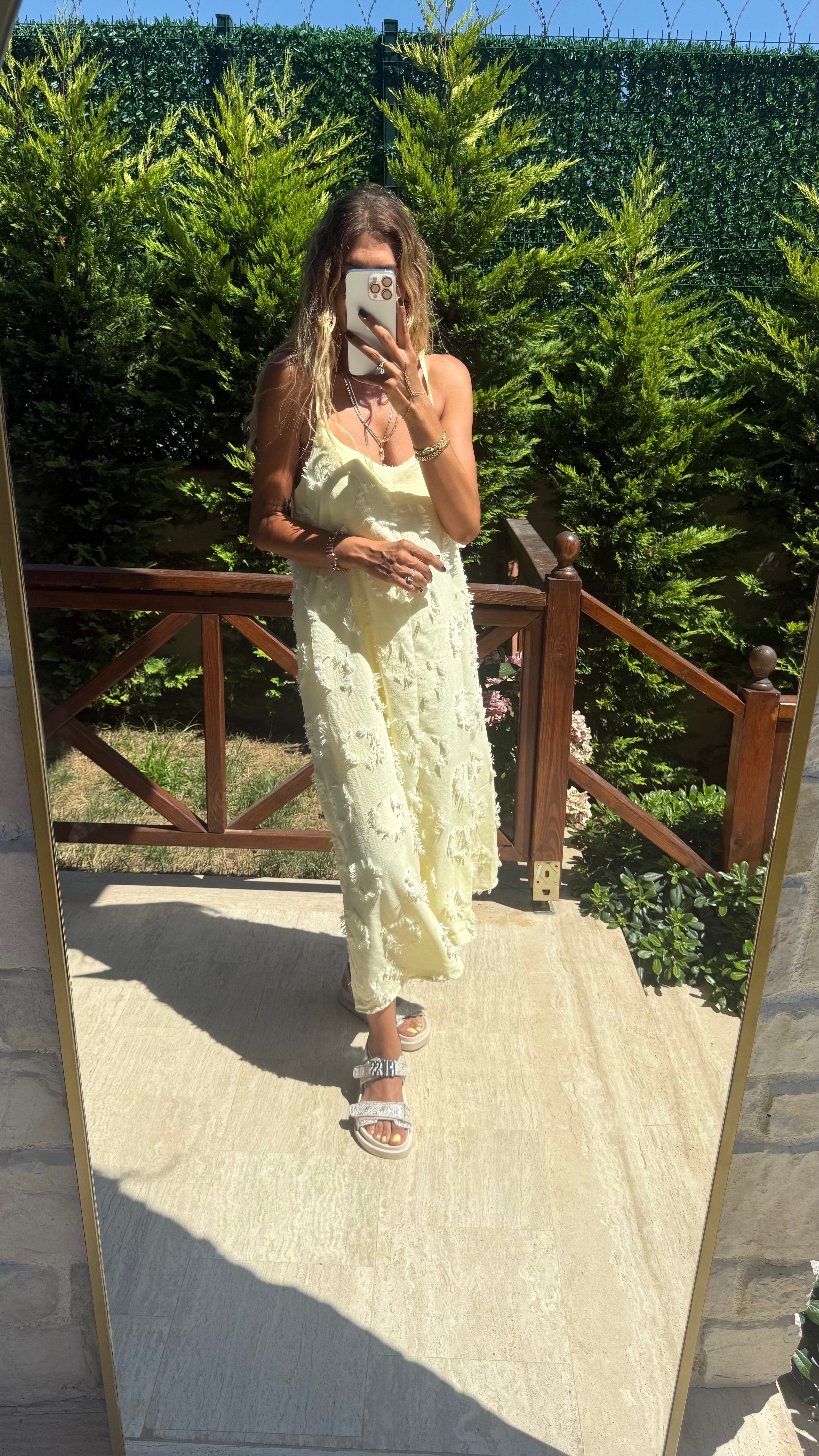 Sun Petals Askılı Dokulu Yazlık Midi Elbise Sarı