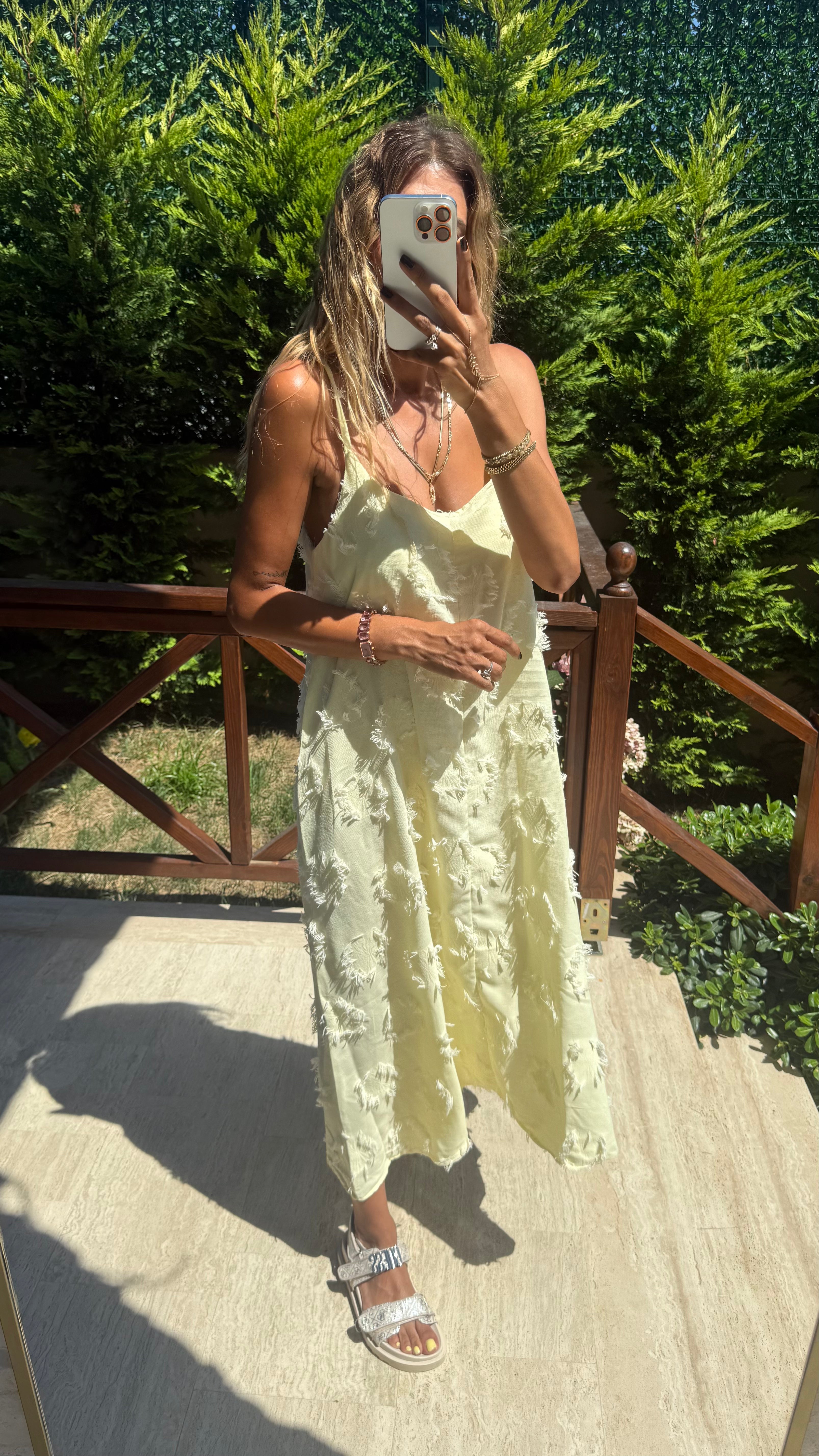 Sun Petals Askılı Dokulu Yazlık Midi Elbise Sarı