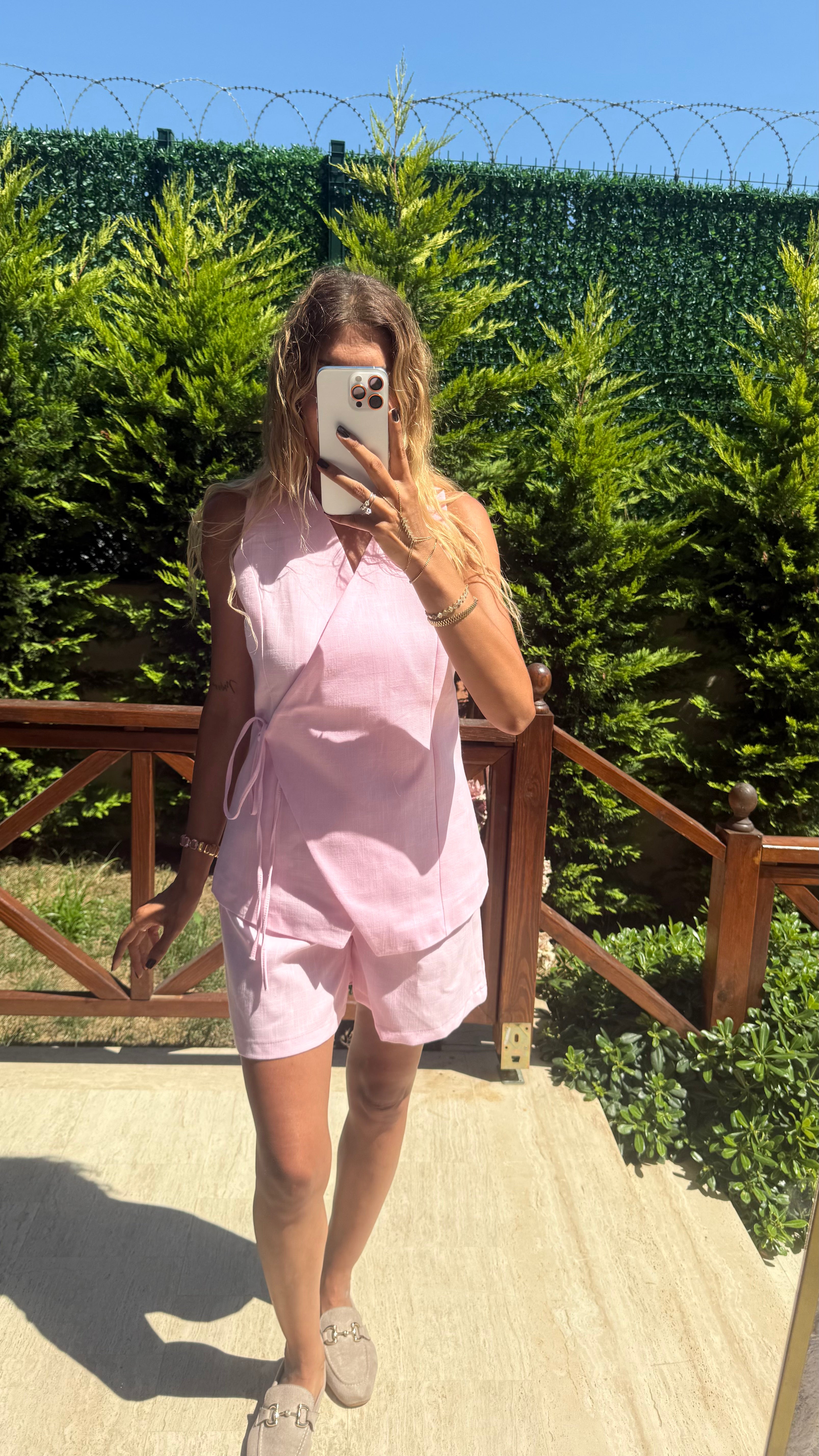 Linen Aura Kuşak Detaylı Kruvaze Yaka Kolsuz Şortlu Takım Pembe