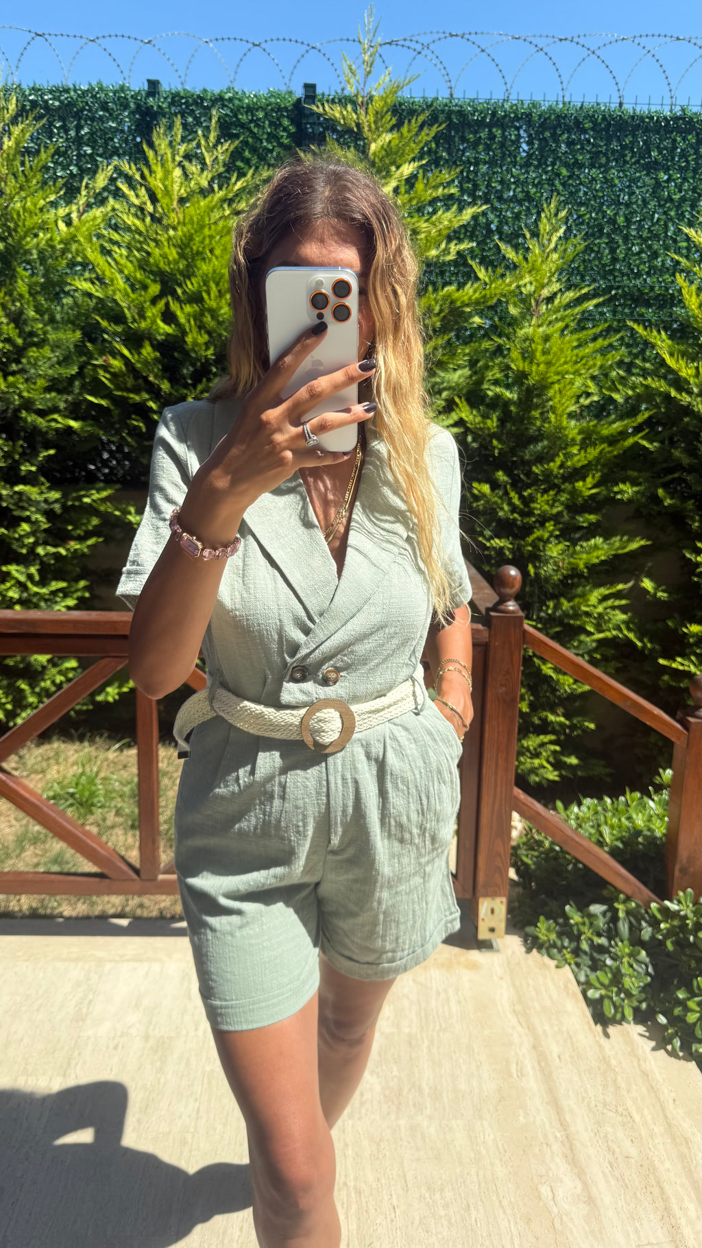Linen Chic Kuşak Detaylı Kruvaze Yaka Kısa Yeşil Tulum