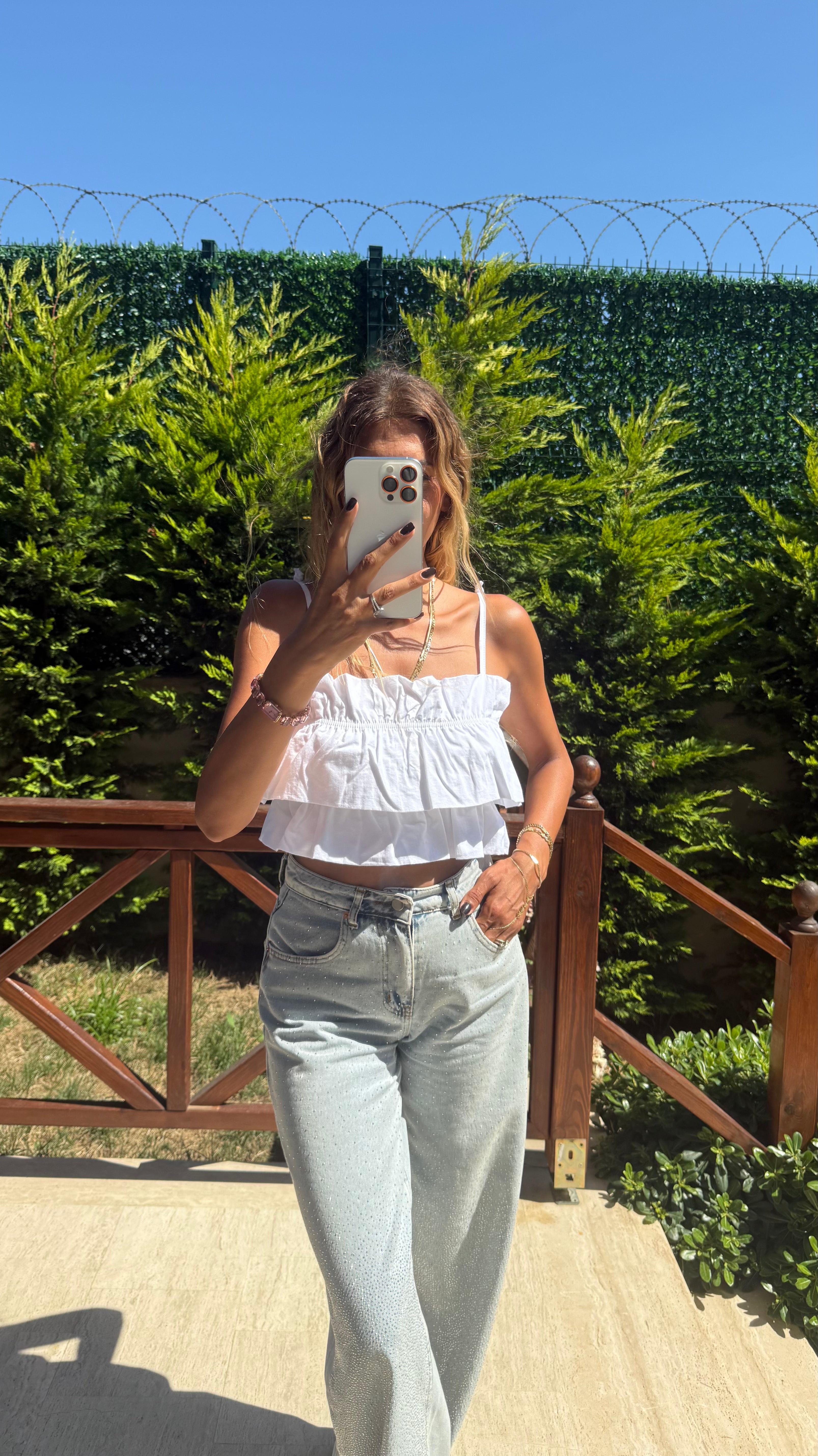 Cotton Candy Kat Kat Askılı Pembe Crop Bluz Beyaz